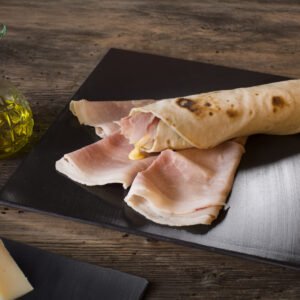 Piadina prosciutto e formaggio