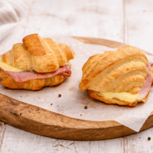 Croissant prosciutto cotto e formaggio